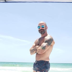 Meet your Posher, Thomas